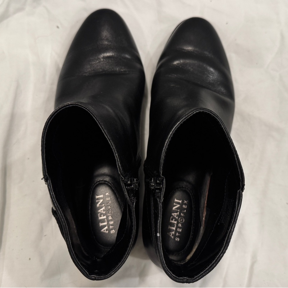 Alfani black ankle boots with side zip. - Picture 7 of 7
